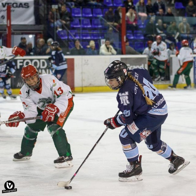 Photo hockey match Tours / Féminine - Cergy-Pontoise / Féminin le 05/11/2022