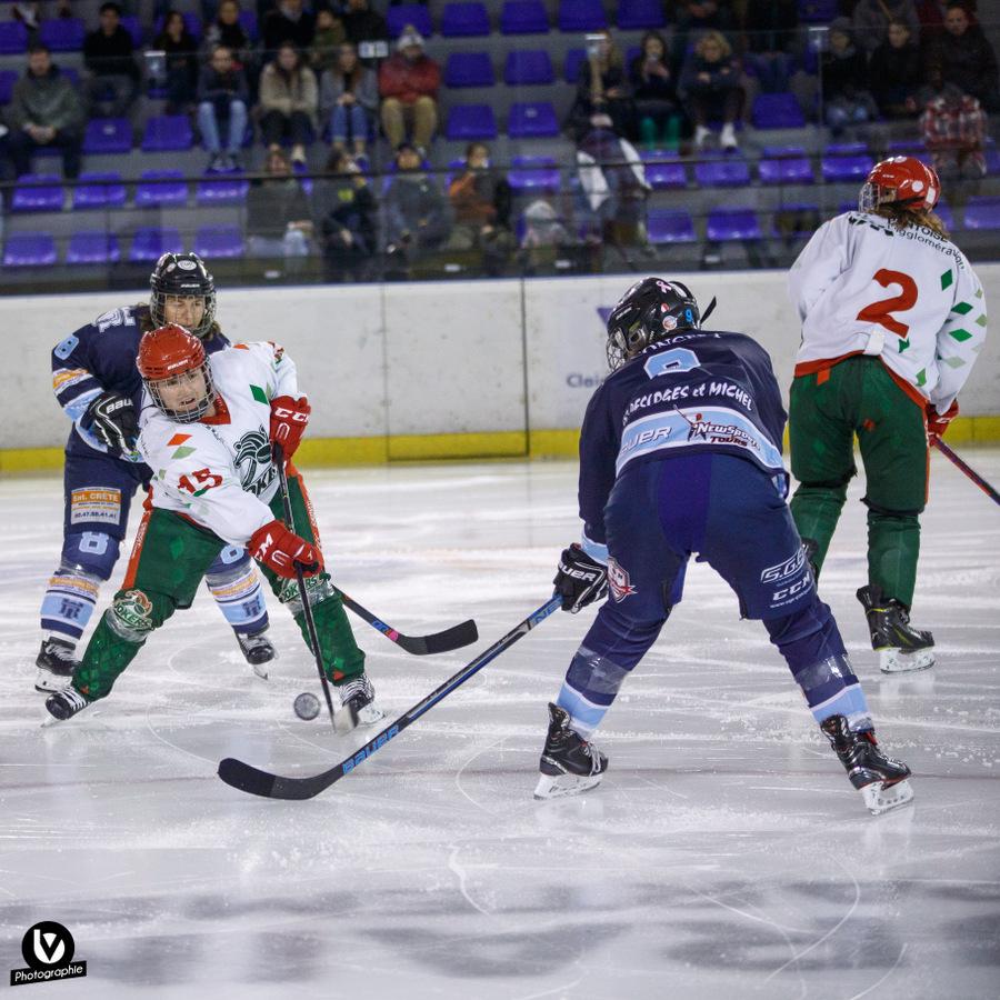 Tours / Féminine 3 - 0 Cergy-Pontoise / Féminin