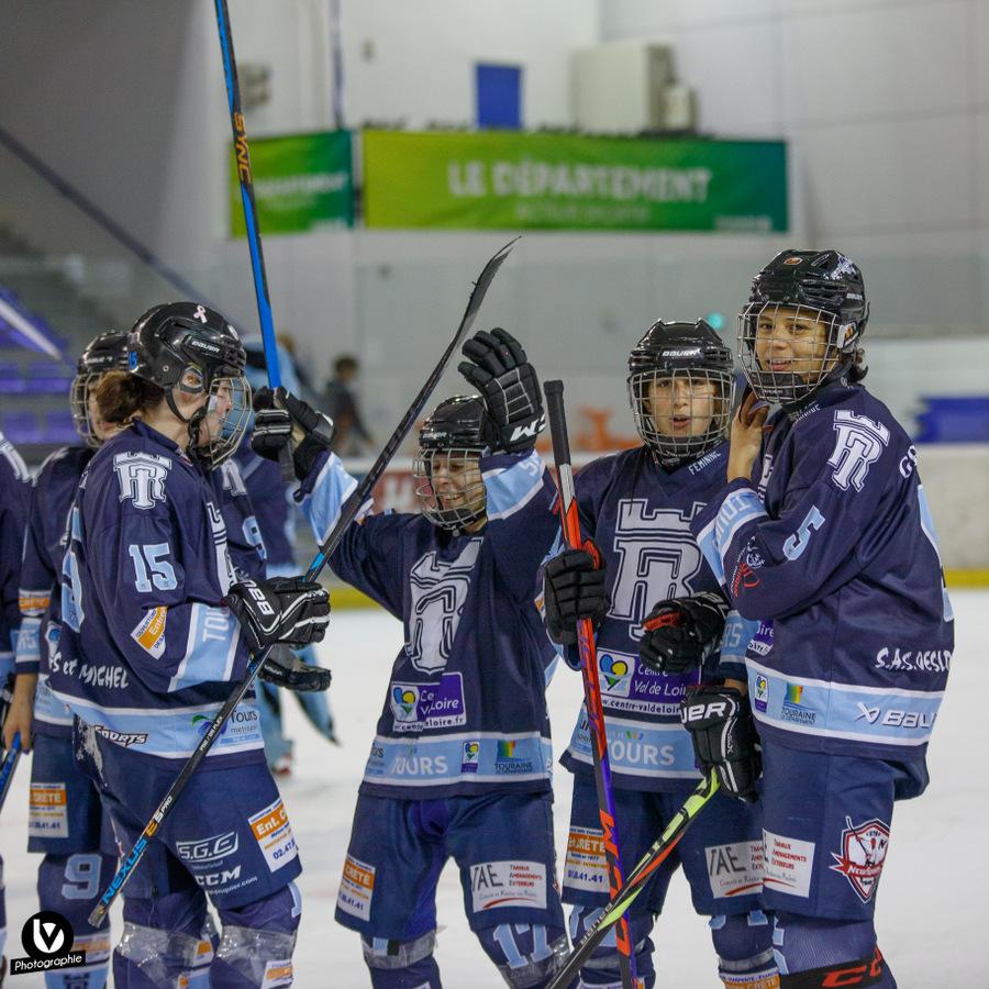 Tours / Féminine 3 - 0 Cergy-Pontoise / Féminin