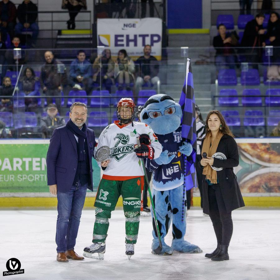Tours / Féminine 3 - 0 Cergy-Pontoise / Féminin