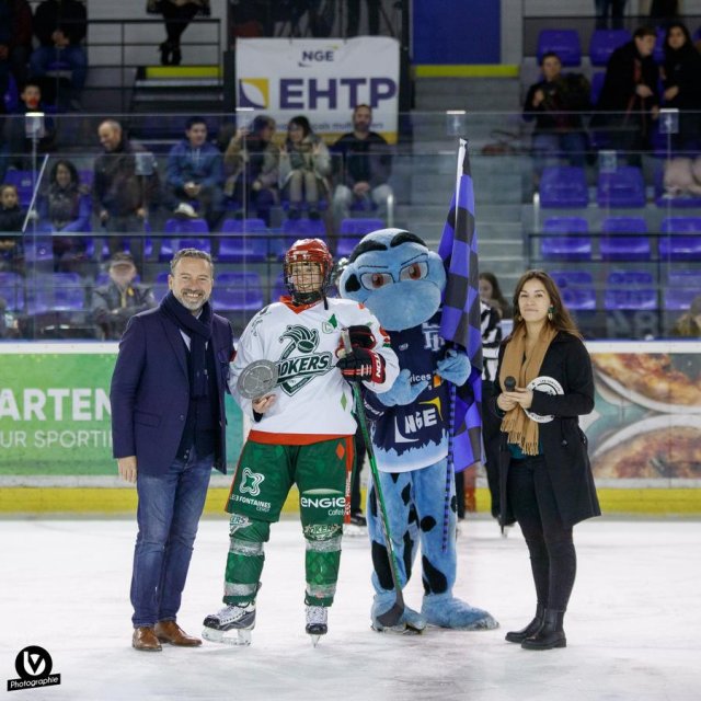 Photo hockey match Tours / Féminine - Cergy-Pontoise / Féminin le 05/11/2022