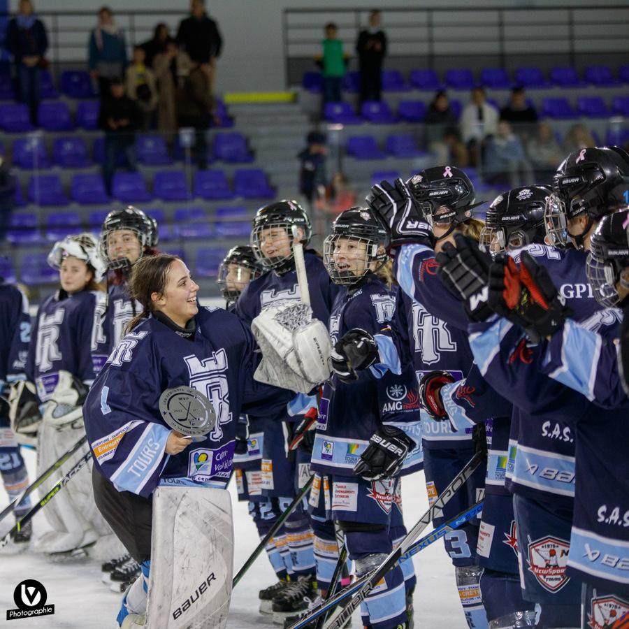 Tours / Féminine 3 - 0 Cergy-Pontoise / Féminin