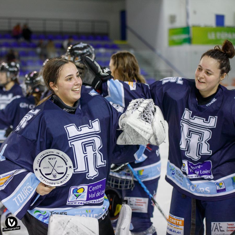 Tours / Féminine 3 - 0 Cergy-Pontoise / Féminin