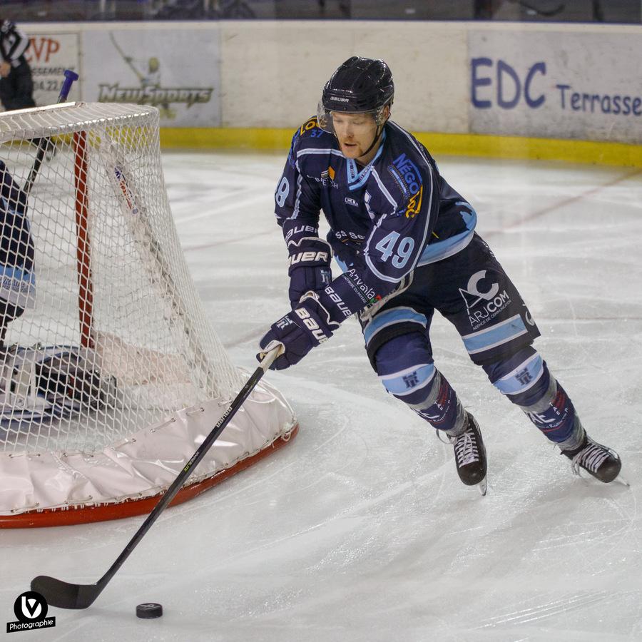 Tours  3 - 0 Neuilly/Marne