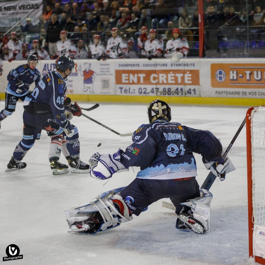 Tours  3 - 0 Neuilly/Marne