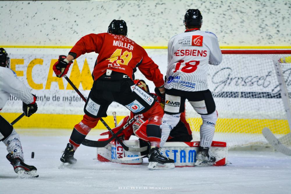Chamonix  2 - 3 Amiens 
