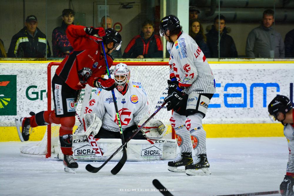 Chamonix  2 - 3 Amiens 