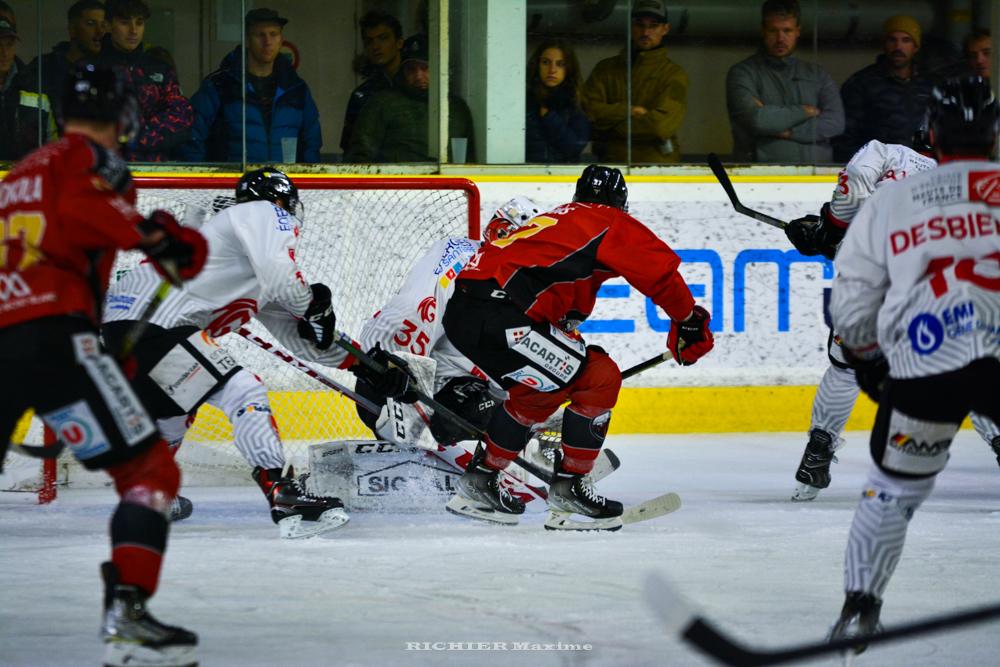Chamonix  2 - 3 Amiens 