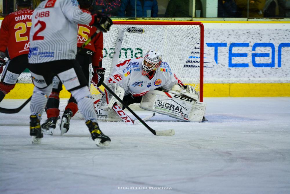 Chamonix  2 - 3 Amiens 