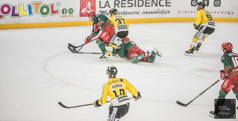 Cergy-Pontoise 4 - 5 Rouen