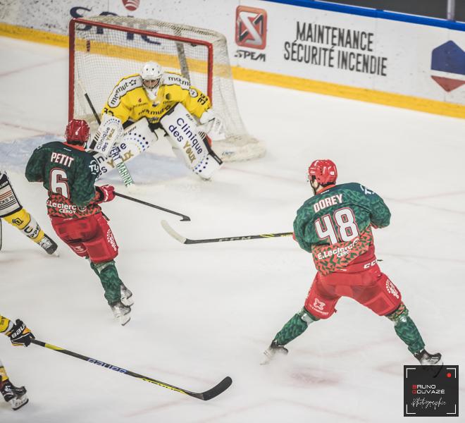 Cergy-Pontoise 4 - 5 Rouen