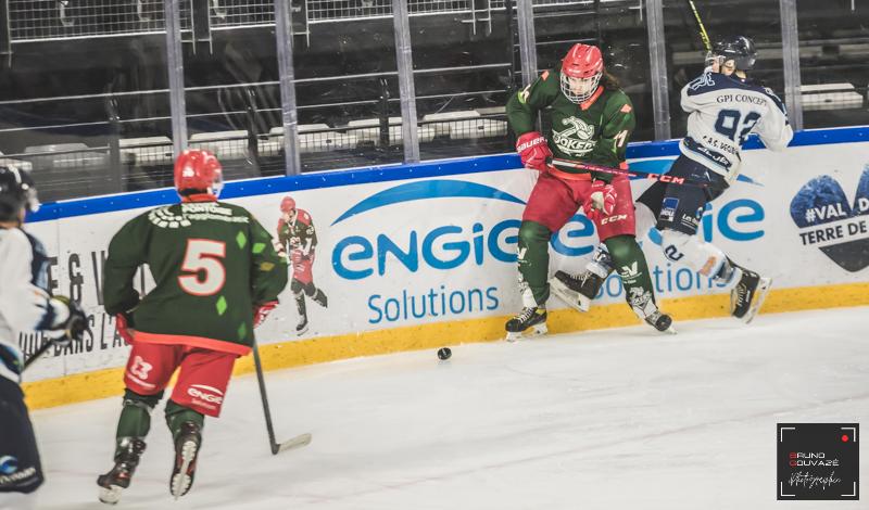 Cergy-Pontoise II 4 - 1 Tours II