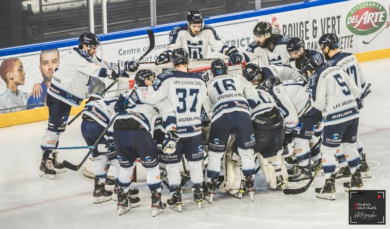 Cergy-Pontoise II 4 - 1 Tours II