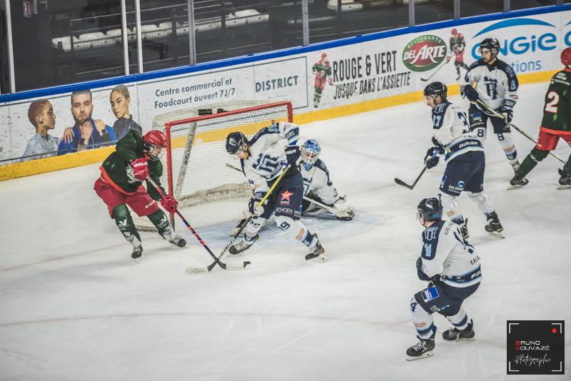 Cergy-Pontoise II 4 - 1 Tours II