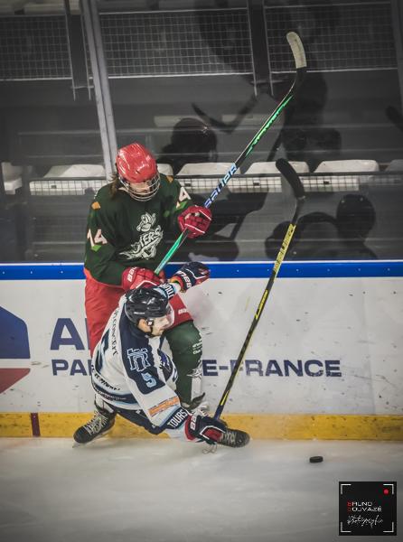 Cergy-Pontoise II 4 - 1 Tours II