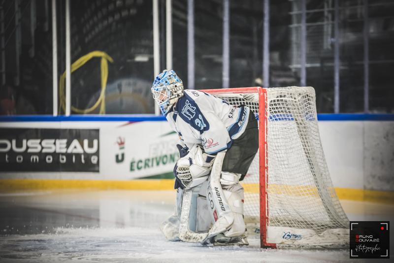 Cergy-Pontoise II 4 - 1 Tours II