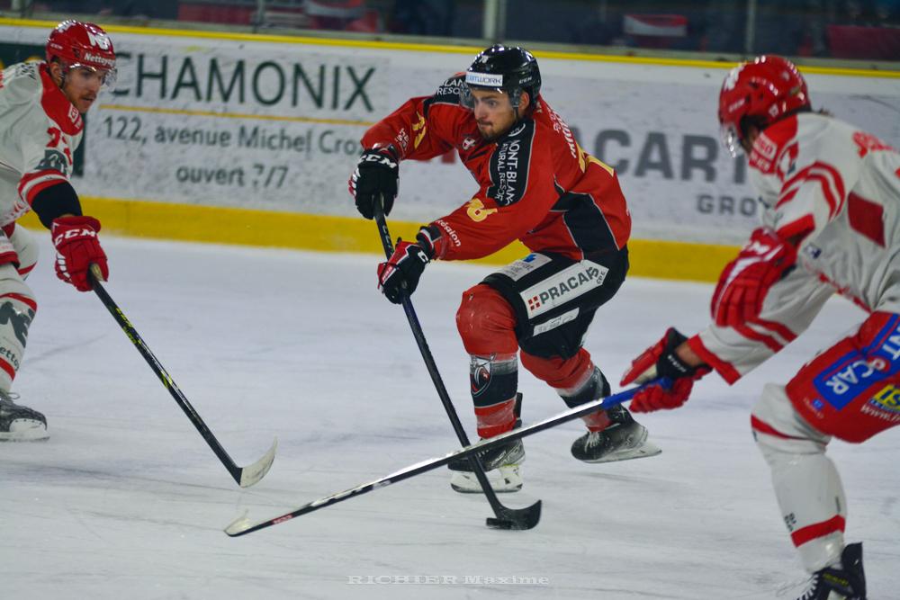 Chamonix  2 - 5 Grenoble 