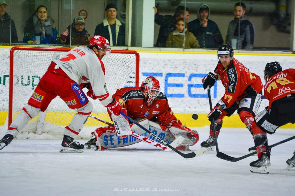 Chamonix  2 - 5 Grenoble 