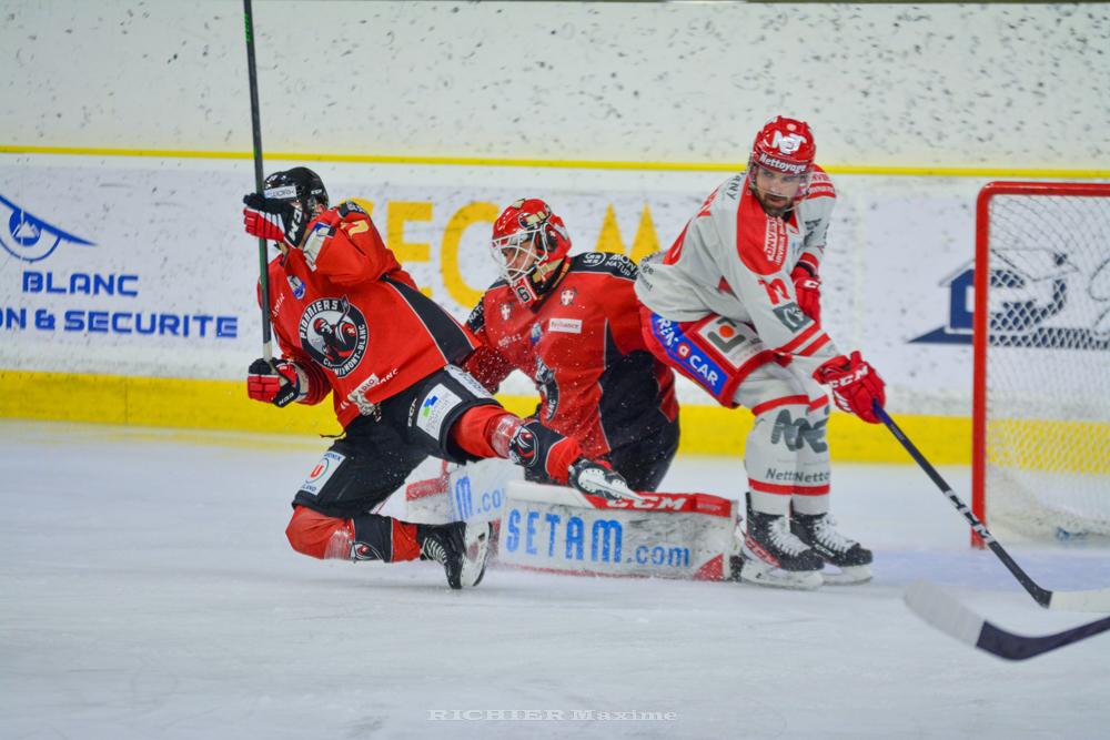 Chamonix  2 - 5 Grenoble 