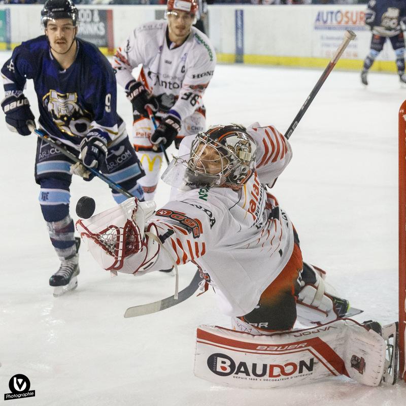 Tours  4 - 3 Cholet 