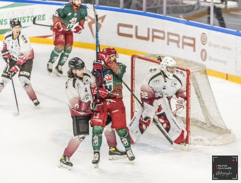 Cergy-Pontoise 2 - 4 Mulhouse