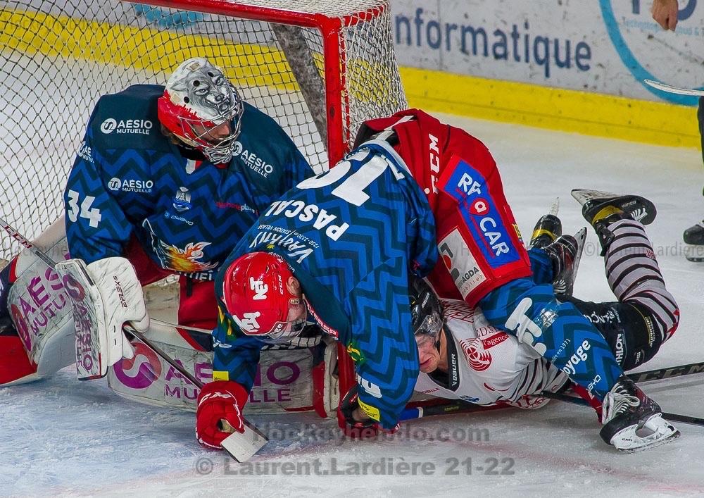 Grenoble  4 - 1 Briançon 