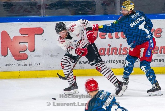 Photo hockey match Grenoble  - Briançon  le 25/11/2022