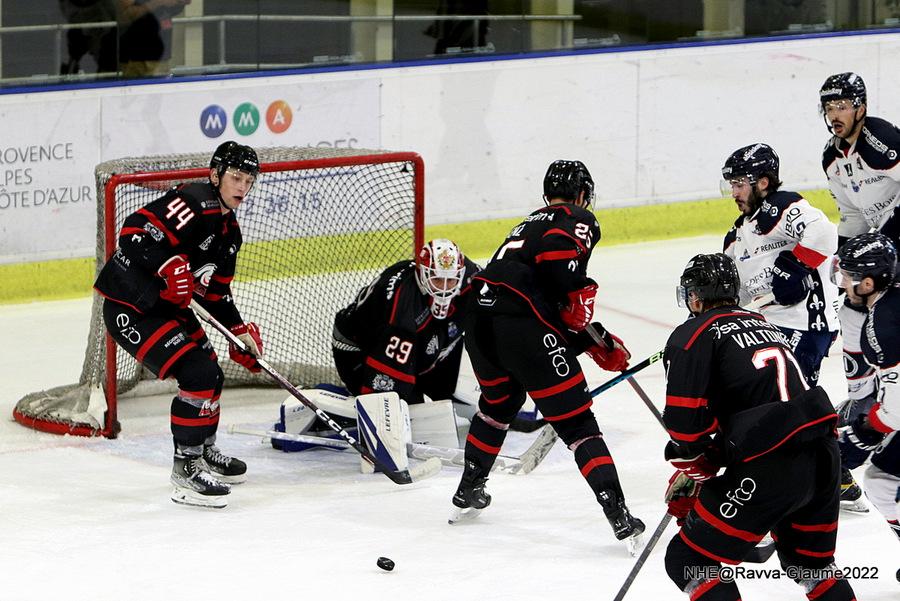 Nice 4 - 5 Angers 