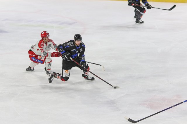 Photo hockey match Amiens  - Grenoble  le 27/11/2022