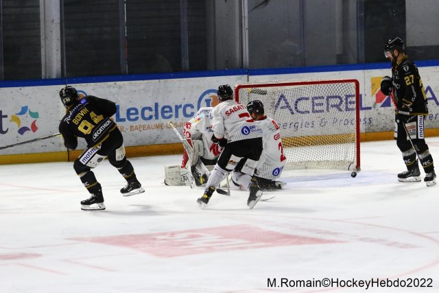 Photo hockey match Rouen - Amiens  le 02/12/2022