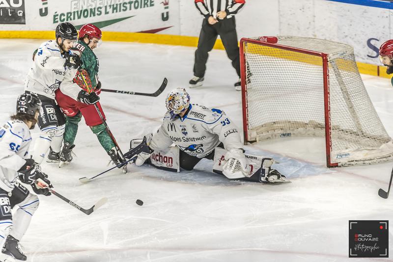 Cergy-Pontoise 5 - 4 Gap 
