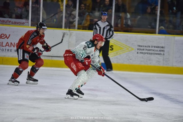 Photo hockey match Chamonix  - Cergy-Pontoise le 04/12/2022