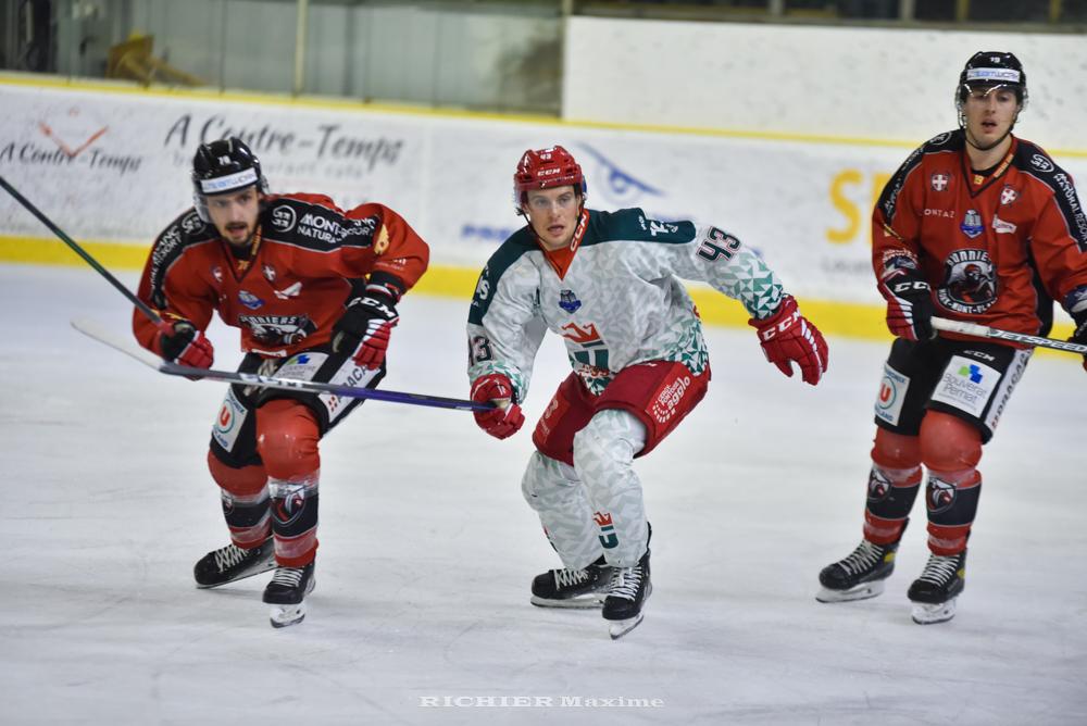 Chamonix  5 - 1 Cergy-Pontoise