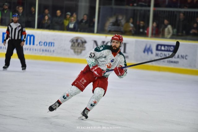 Photo hockey match Chamonix  - Cergy-Pontoise le 04/12/2022