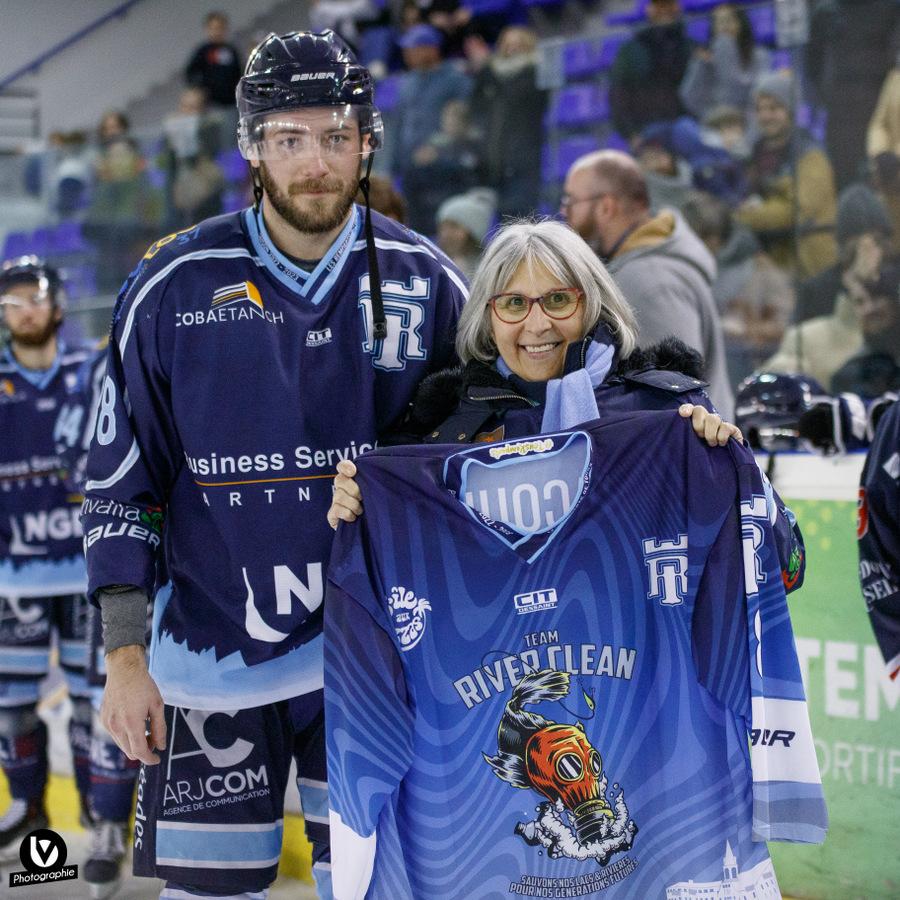 Tours  4 - 0 Strasbourg 