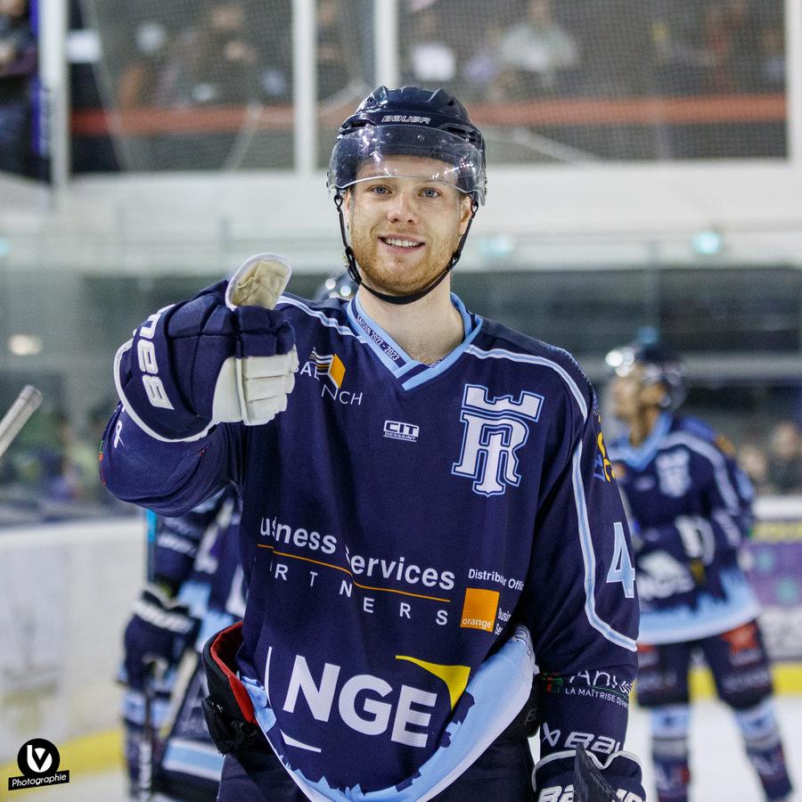 Tours  4 - 0 Strasbourg 