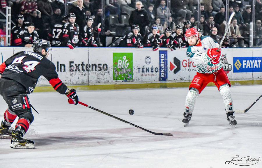 Bordeaux 7 - 3 Cergy-Pontoise
