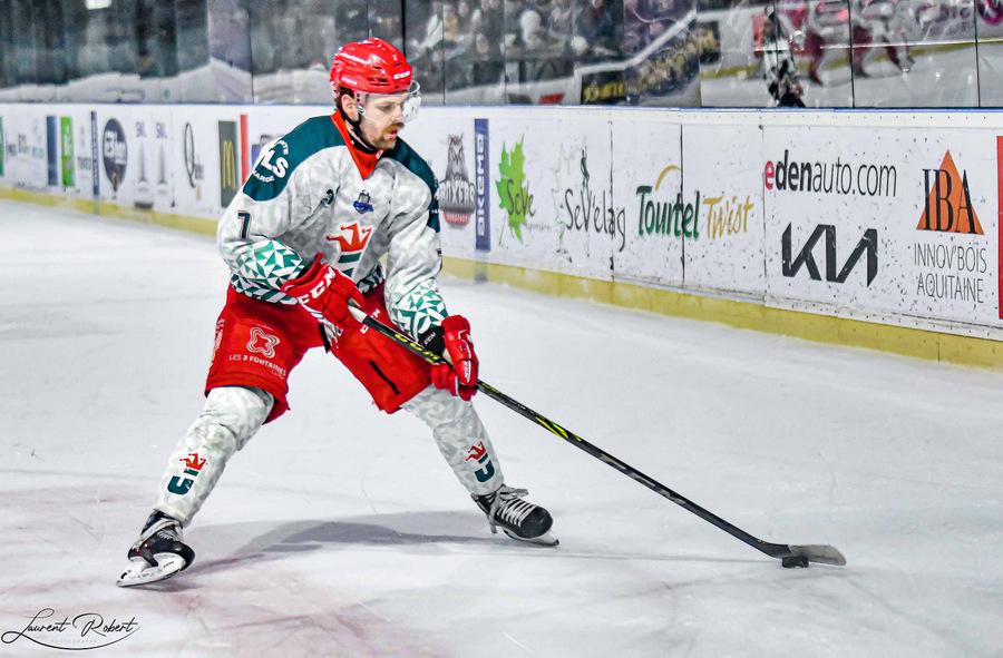 Bordeaux 7 - 3 Cergy-Pontoise