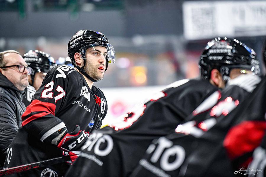 Bordeaux 7 - 3 Cergy-Pontoise