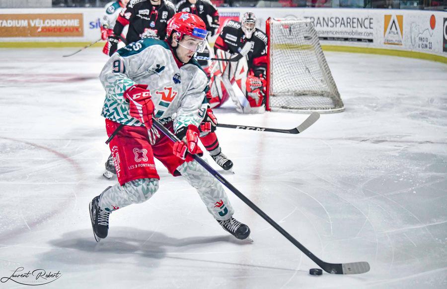 Bordeaux 7 - 3 Cergy-Pontoise