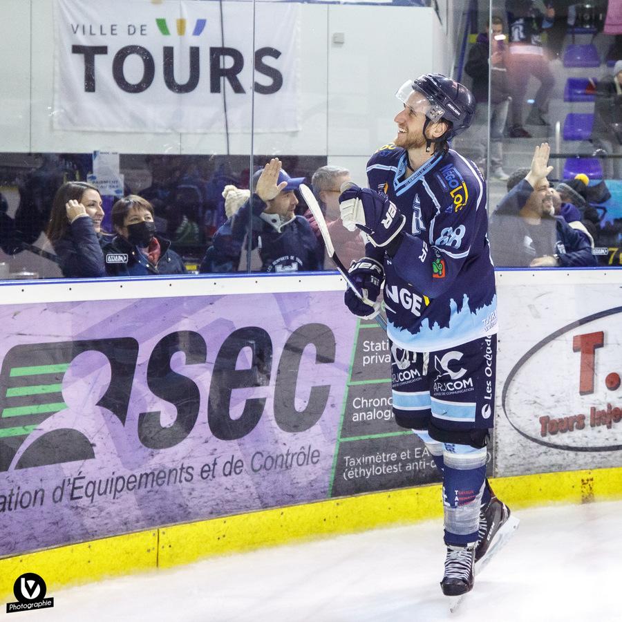 Tours  3 - 1 Nantes