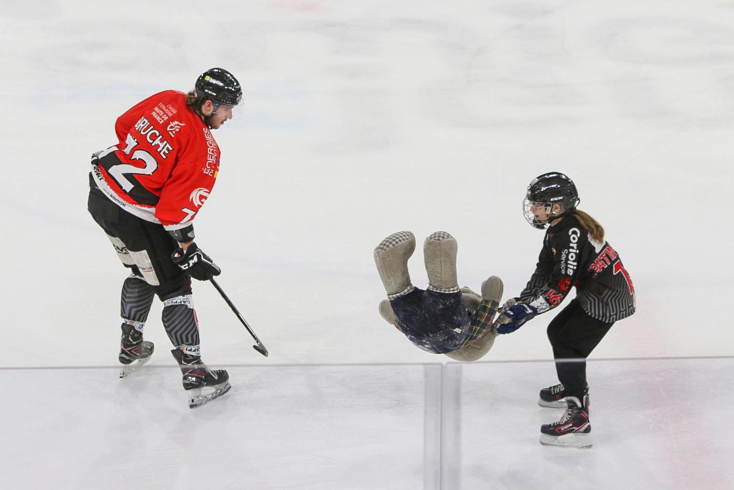 Amiens  1 - 5 Chamonix 