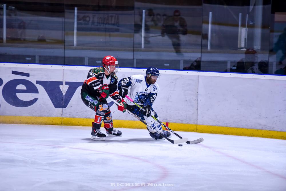 Mont-Blanc 7 - 4 Nantes