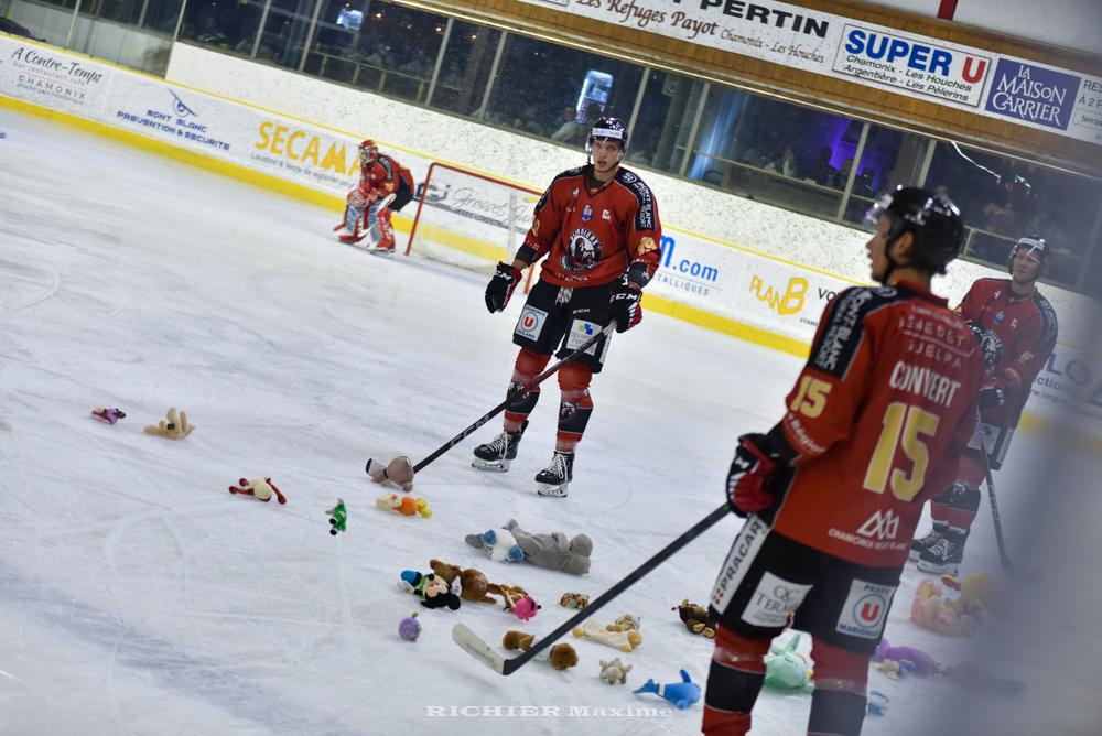 Chamonix  6 - 3 Bordeaux