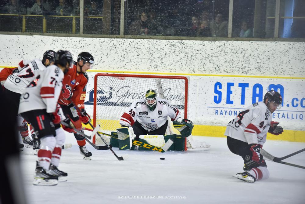 Chamonix  6 - 3 Bordeaux