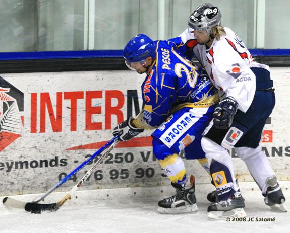 Villard-de-Lans 0 - 5 Grenoble 