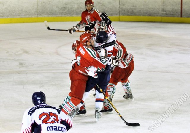 Photo hockey match Courbevoie  - Nice le 12/09/2009