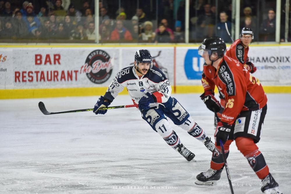 Chamonix  5 - 4 Angers 