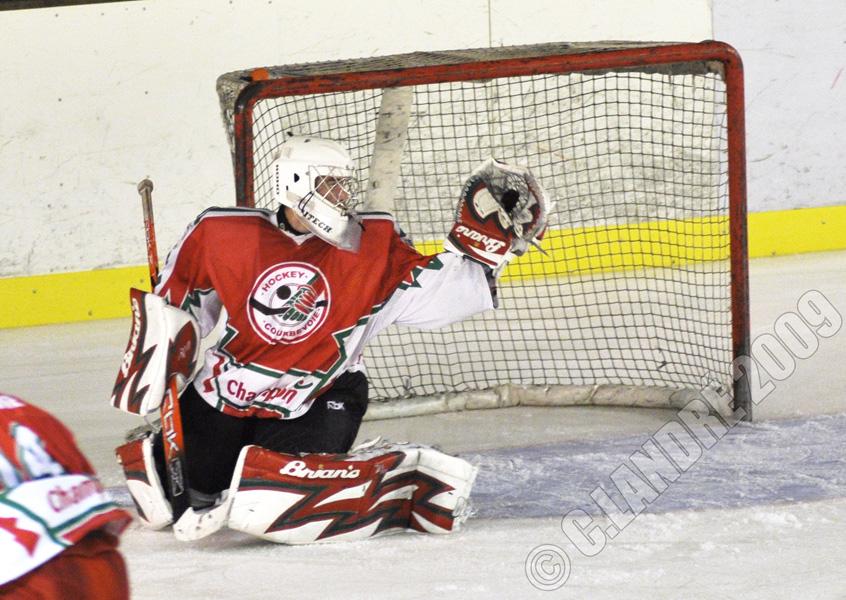 Courbevoie  3 - 8 Nice