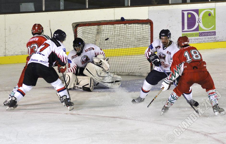 Courbevoie  3 - 8 Nice